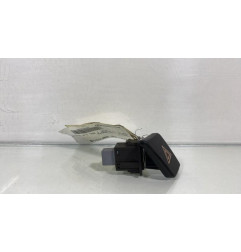Bouton de warning TOYOTA YARIS 2