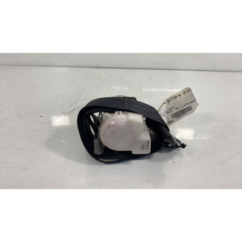 Ceinture arriere droit TOYOTA YARIS 2 Photo n°1