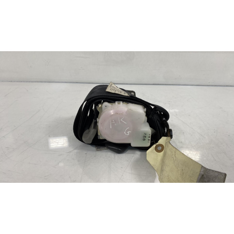 Ceinture arriere gauche TOYOTA YARIS 2 Photo n°1