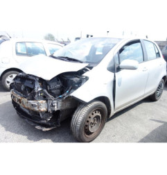 Pretensionneur de ceinture avant gauche TOYOTA YARIS 2