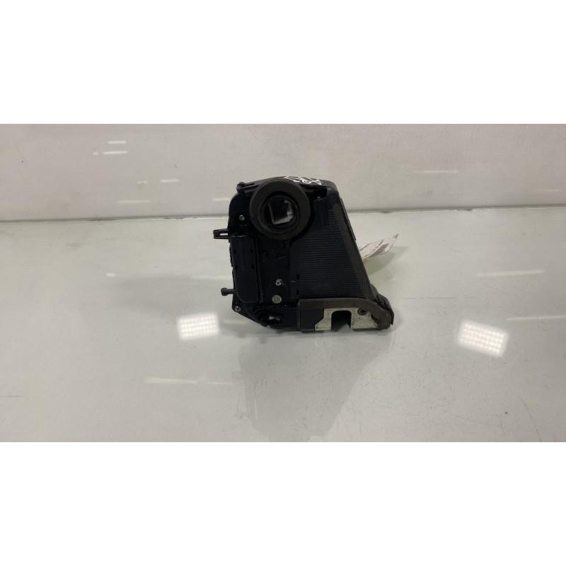 Serrure arriere droit TOYOTA YARIS 2 Photo n°1