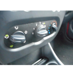 Serrure avant droit DACIA SANDERO 1