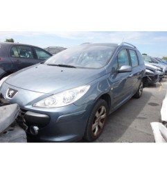 Attache ceinture arriere gauche PEUGEOT 307