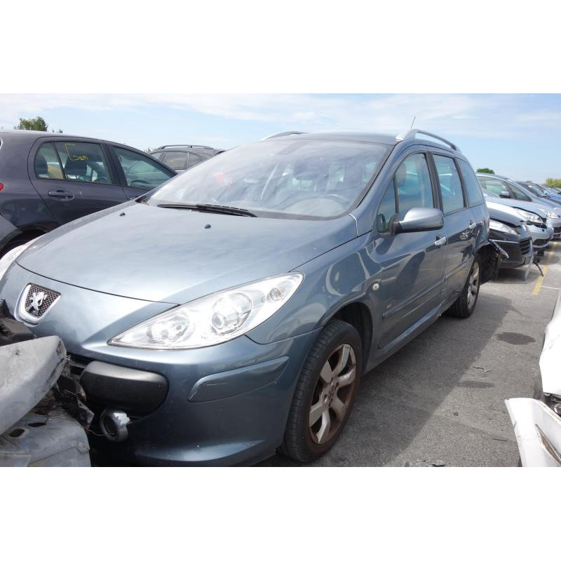 Attache ceinture arriere gauche PEUGEOT 307 Photo n°4