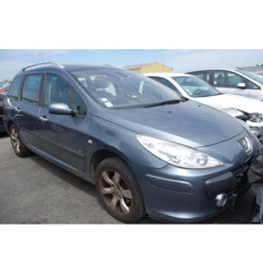 Attache ceinture arriere gauche PEUGEOT 307