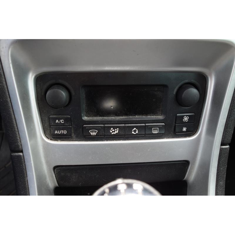 Attache ceinture arriere gauche PEUGEOT 307 Photo n°9