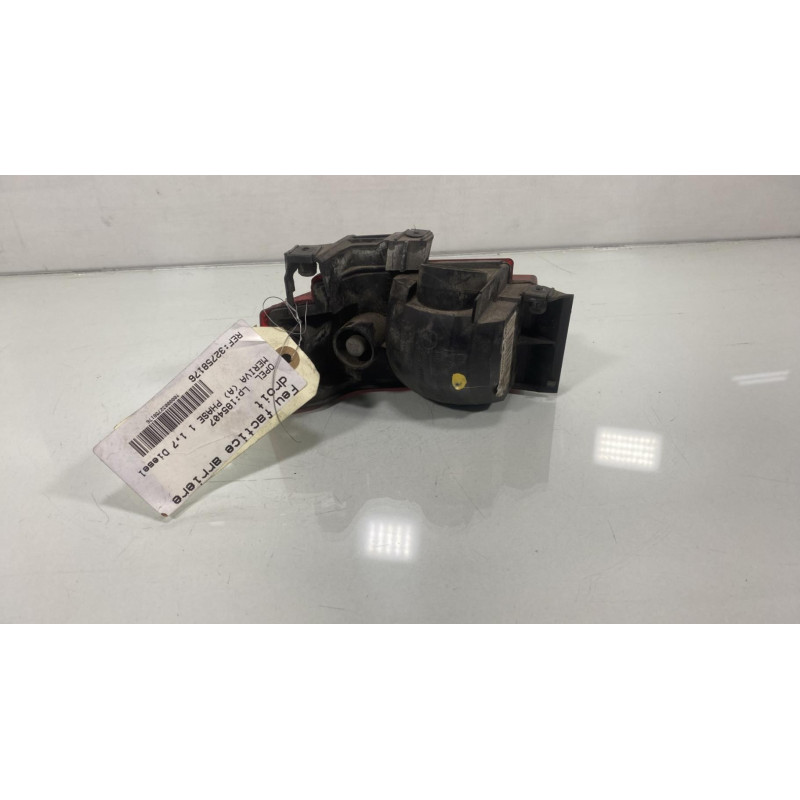 Feu factice arriere droit OPEL MERIVA A Photo n°3