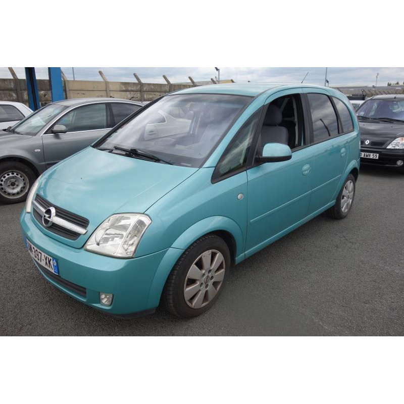 Feu factice arriere droit OPEL MERIVA A Photo n°4