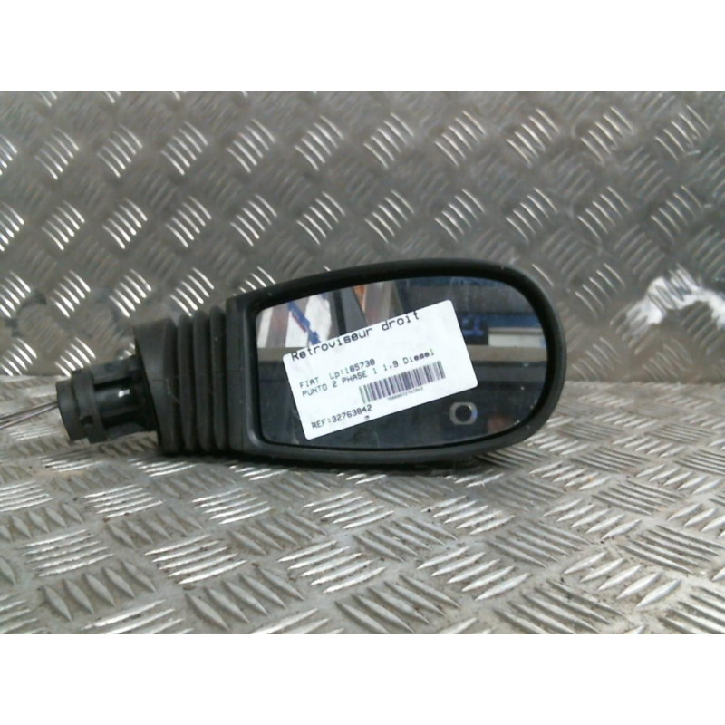 Retroviseur droit FIAT PUNTO 2 Photo n°1