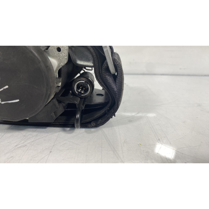 Pretensionneur de ceinture avant droit RENAULT MEGANE 3 Photo n°2