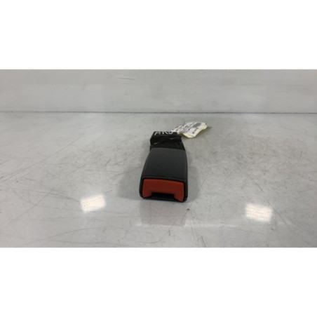 Attache ceinture arriere gauche BMW SERIE 3 E92 Photo n°1