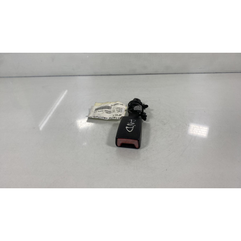 Attache ceinture avant droit FIAT GRANDE PUNTO Photo n°1