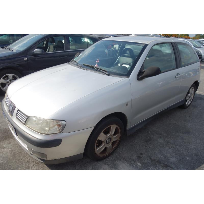 Trappe d'essence SEAT IBIZA 2 Photo n°4