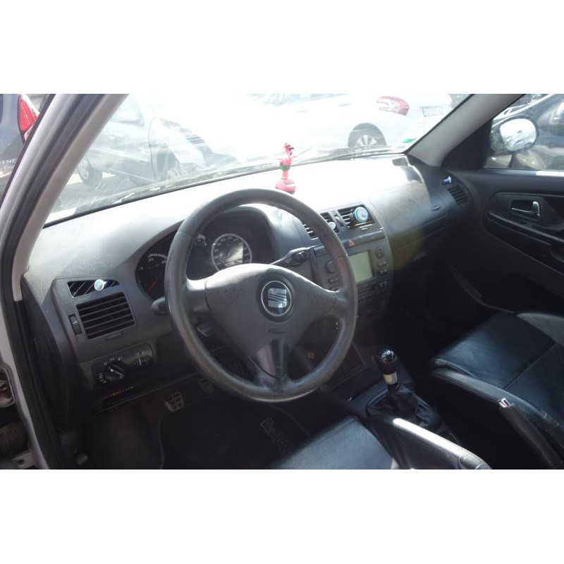 Trappe d'essence SEAT IBIZA 2 Photo n°8