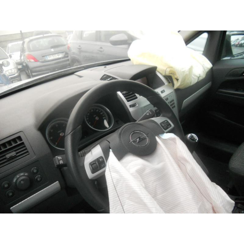 Porte avant gauche OPEL ZAFIRA B Photo n°9