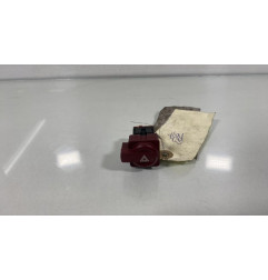 Bouton de warning CITROEN C4 1 Photo n°1