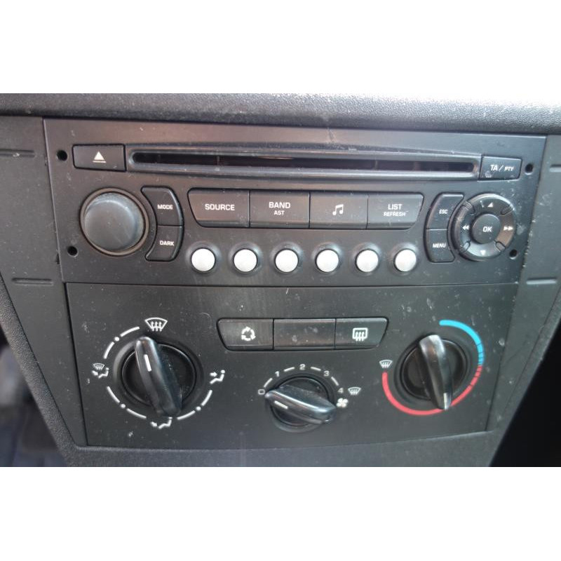 Bouton de warning CITROEN C4 1 Photo n°9
