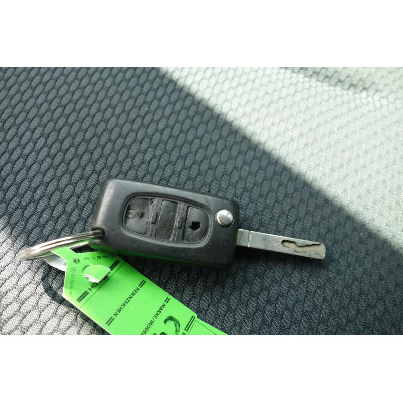 Bouton de warning CITROEN C4 1 Photo n°10