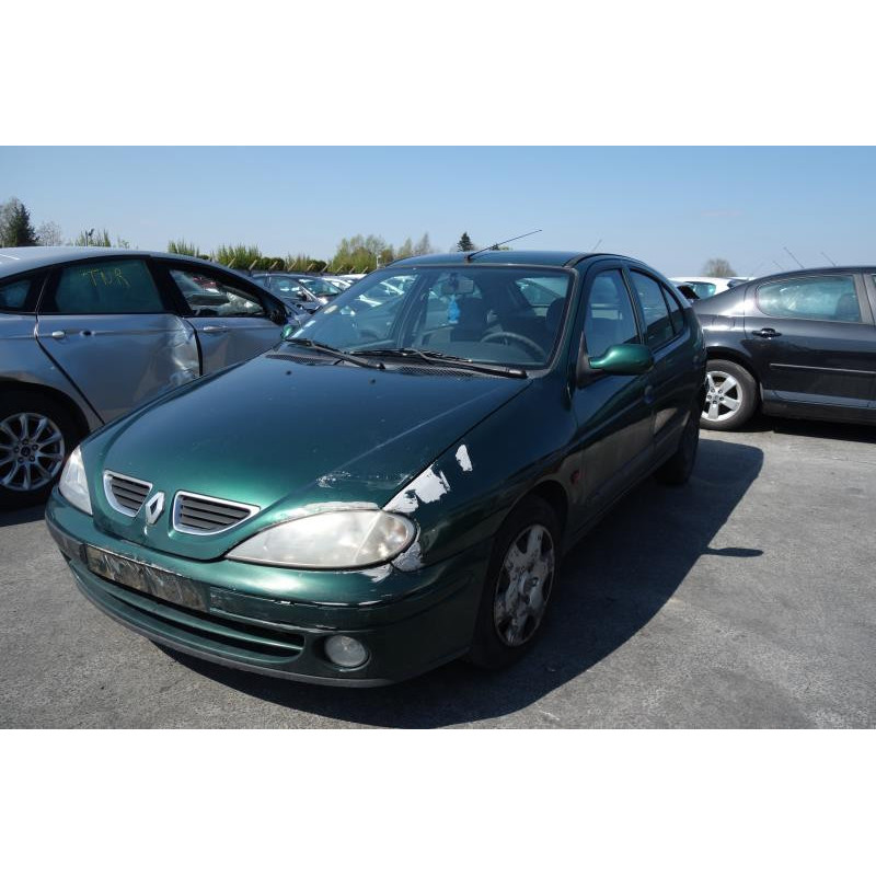 Ceinture arriere gauche RENAULT MEGANE 1 Photo n°4