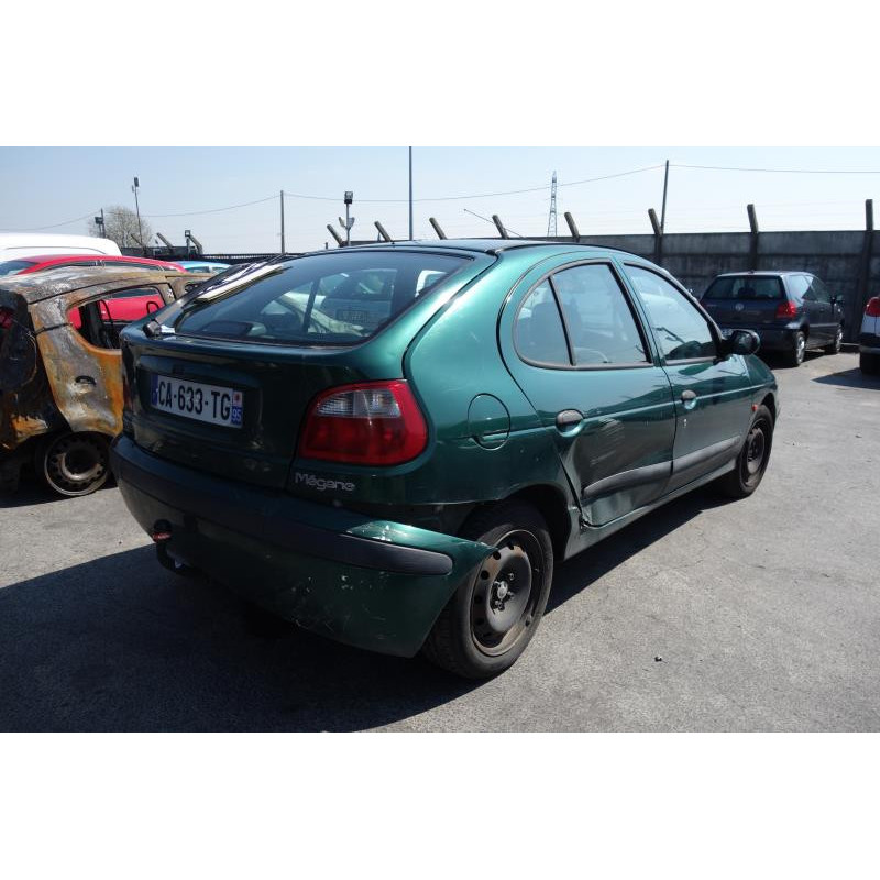 Ceinture arriere gauche RENAULT MEGANE 1 Photo n°6