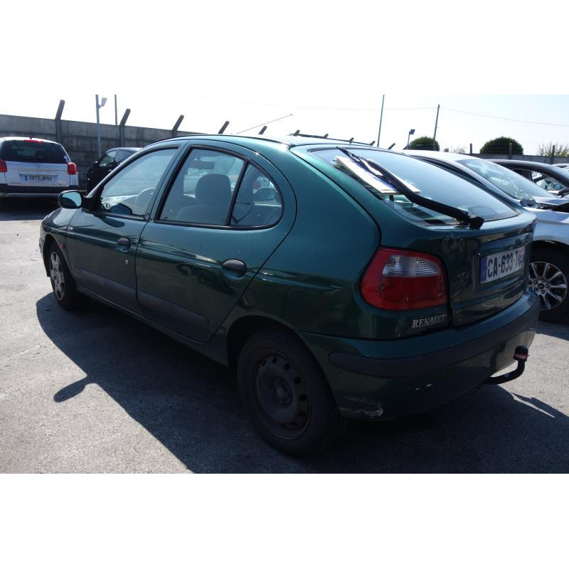 Ceinture arriere gauche RENAULT MEGANE 1 Photo n°7
