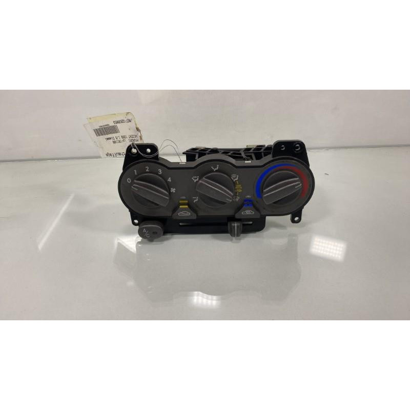 Commande chauffage HYUNDAI ACCENT 2 Photo n°1
