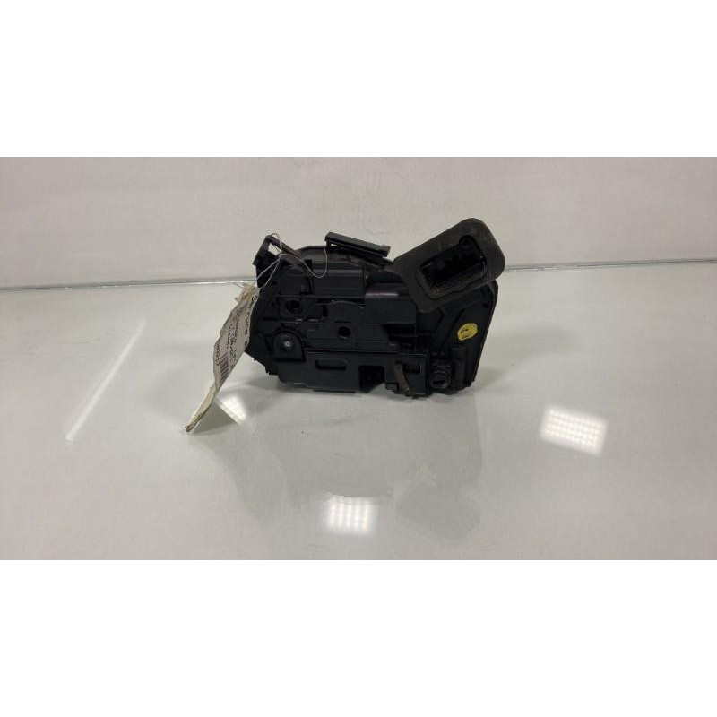 Serrure arriere droit VOLKSWAGEN POLO 5 Photo n°3
