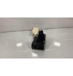Serrure avant droit PEUGEOT 307