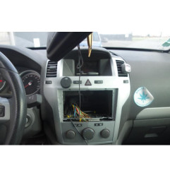 Serrure avant droit OPEL ZAFIRA B