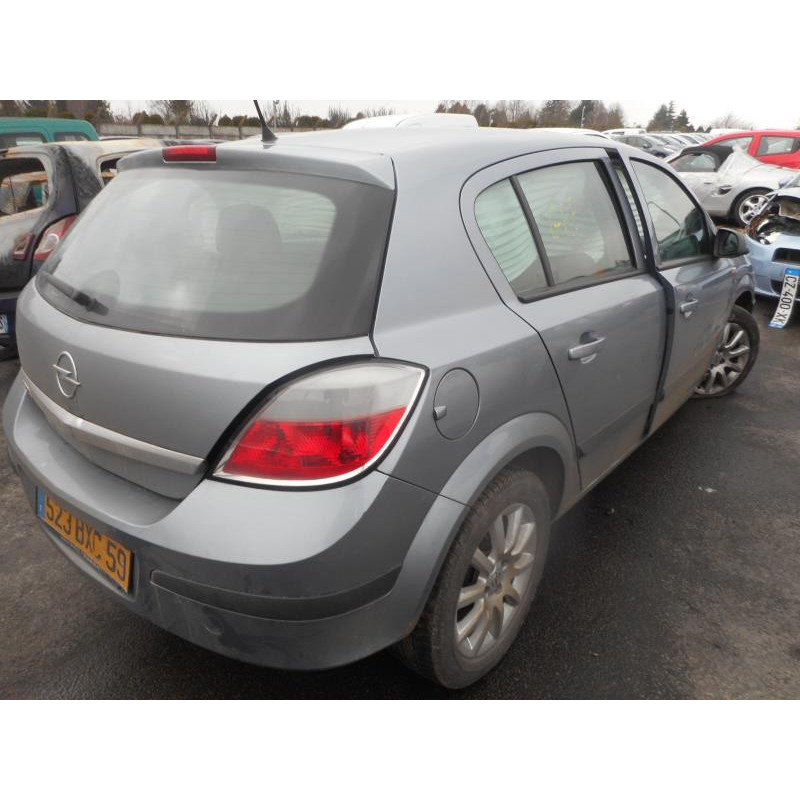 Plage arriere OPEL ASTRA H Photo n°3