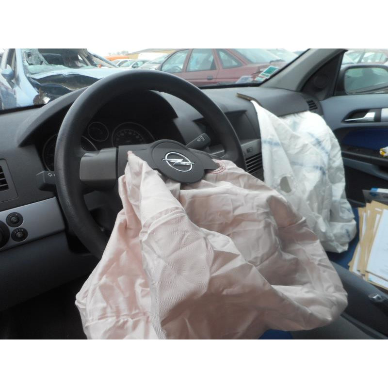 Plage arriere OPEL ASTRA H Photo n°5
