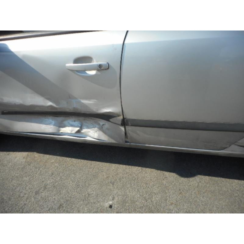 Serrure avant droit OPEL ASTRA H Photo n°8