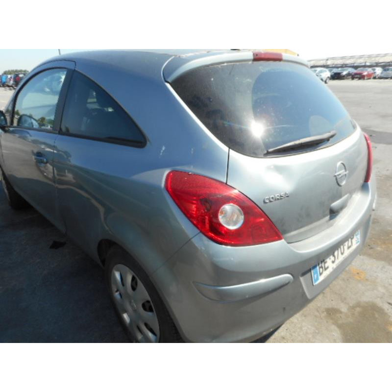 Serrure avant droit OPEL CORSA D Photo n°8