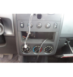 Serrure avant droit CITROEN BERLINGO 1