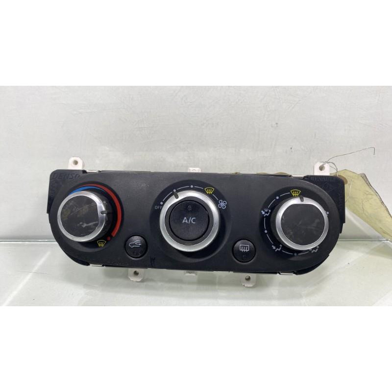 Commande chauffage RENAULT CLIO 4 Photo n°1