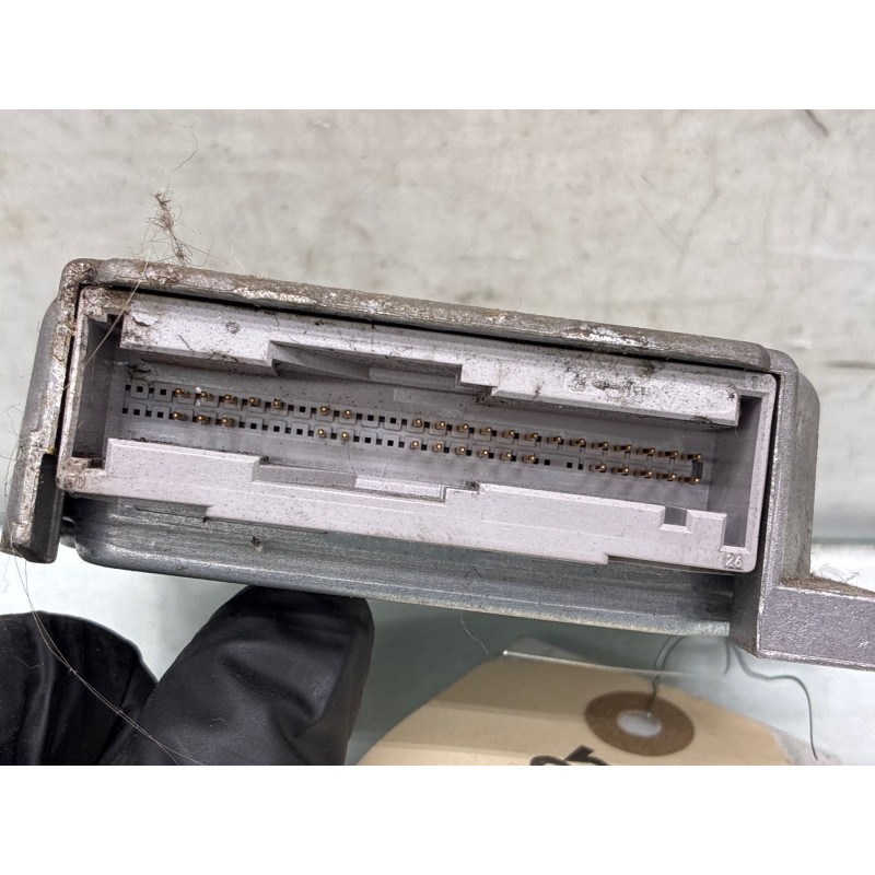 Boitier air bag RENAULT CLIO 2 Photo n°2