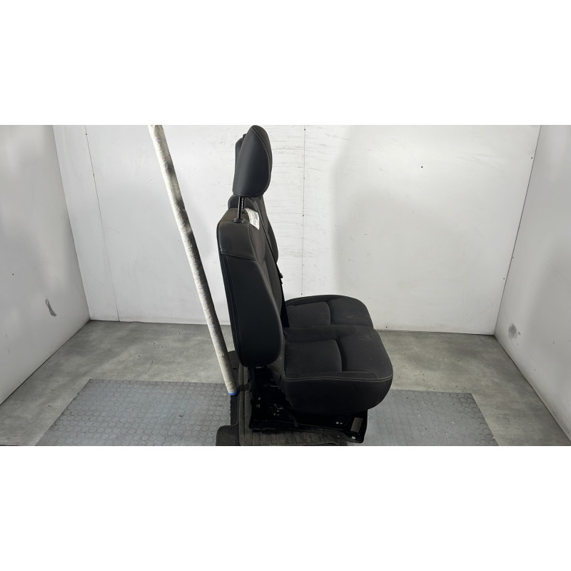 Siege avant droit (banquette double) RENAULT TRAFIC 3 COURT Photo n°2