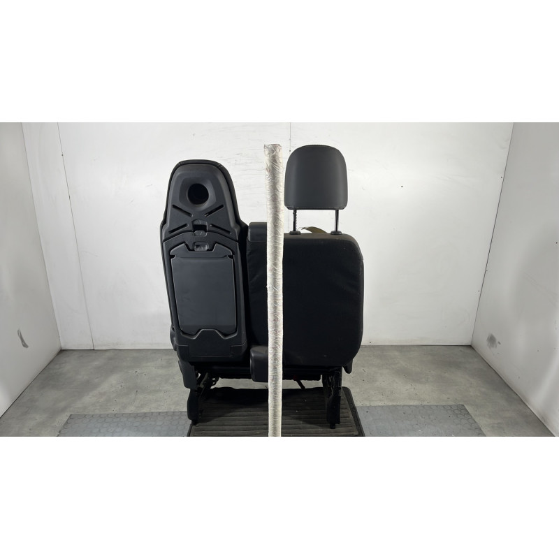 Siege avant droit (banquette double) RENAULT TRAFIC 3 COURT Photo n°4
