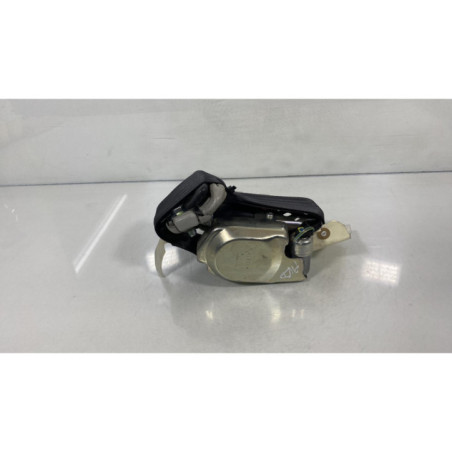 Pretensionneur de ceinture avant droit SUZUKI SWIFT 3 Photo n°1