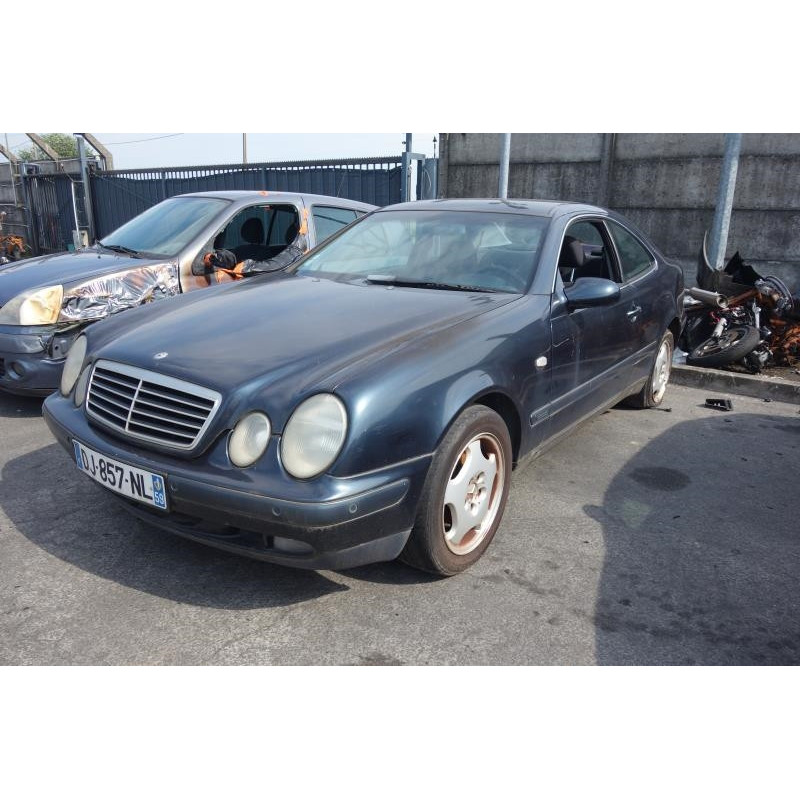Pare soleil droit MERCEDES CLASSE CLK 208 Photo n°10