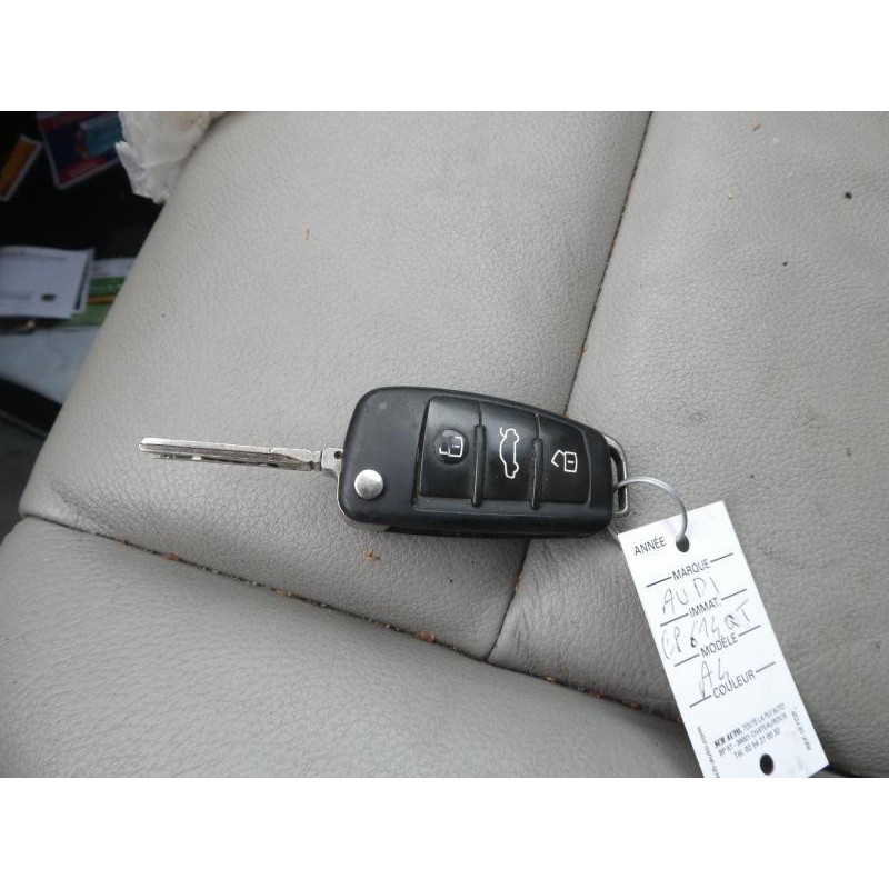 Ceinture arriere gauche AUDI A4 2 Photo n°7