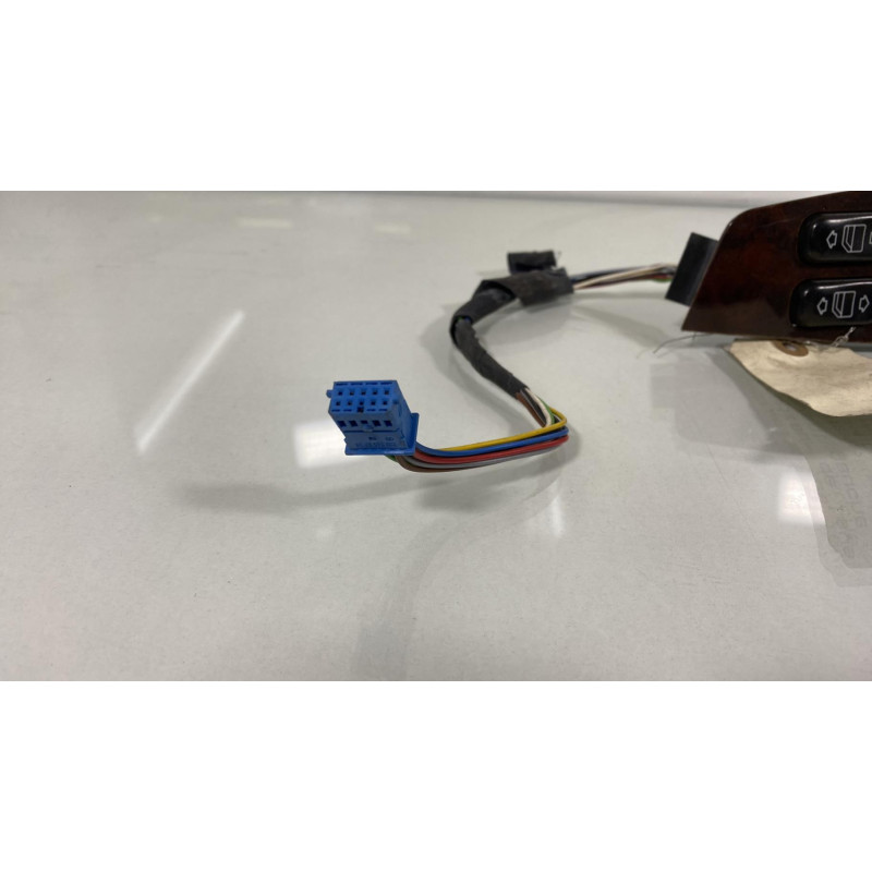 Interrupteur de leve vitre avant gauche MERCEDES CLASSE S 220 Photo n°3