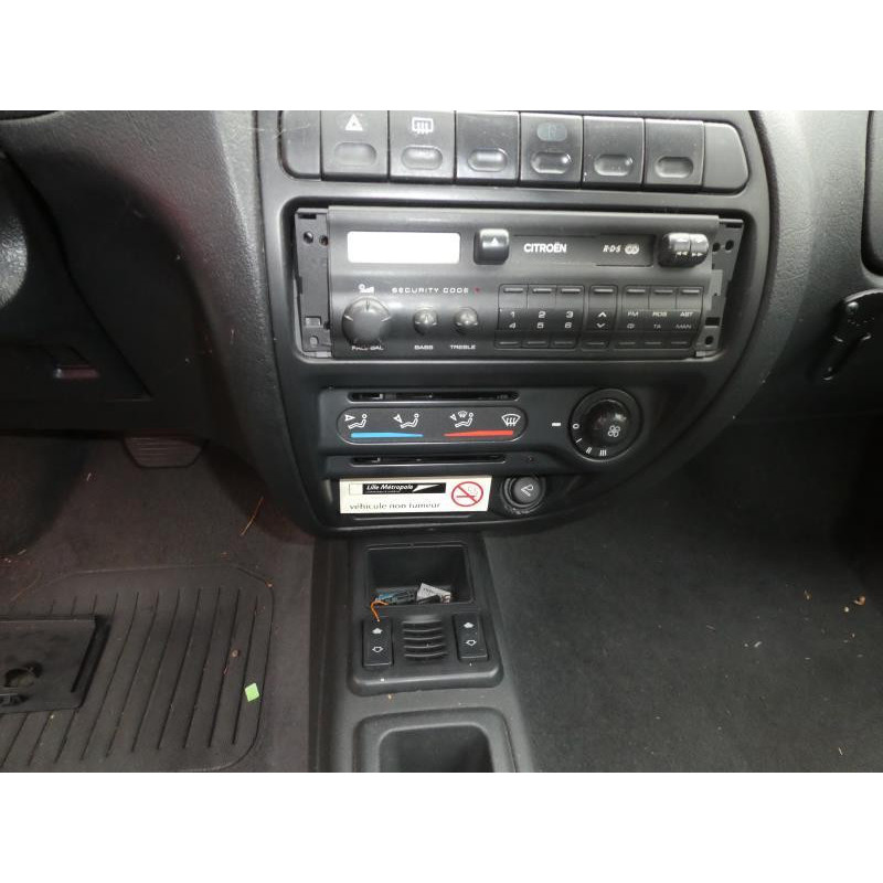 Interrupteur de leve vitre avant droit CITROEN SAXO Photo n°6