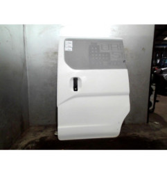 Porte laterale droit NISSAN NV200 Photo n°1