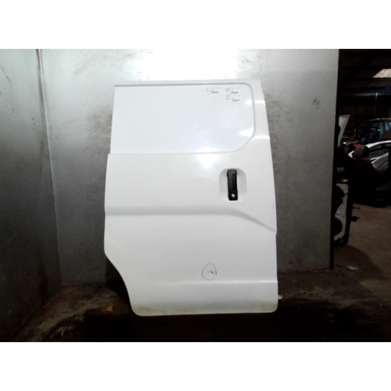 Porte laterale gauche NISSAN NV200 Photo n°1