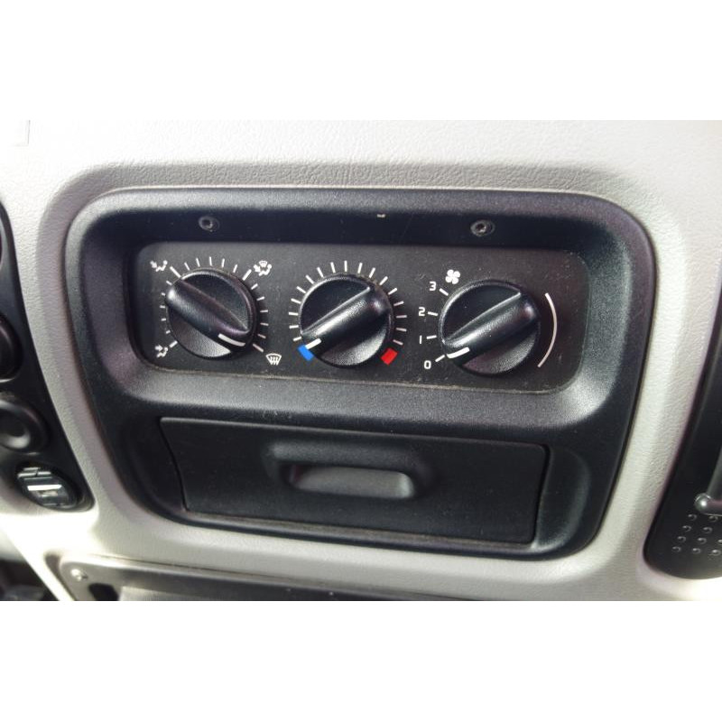 Interrupteur de leve vitre avant gauche RENAULT MASTER 2 Photo n°10