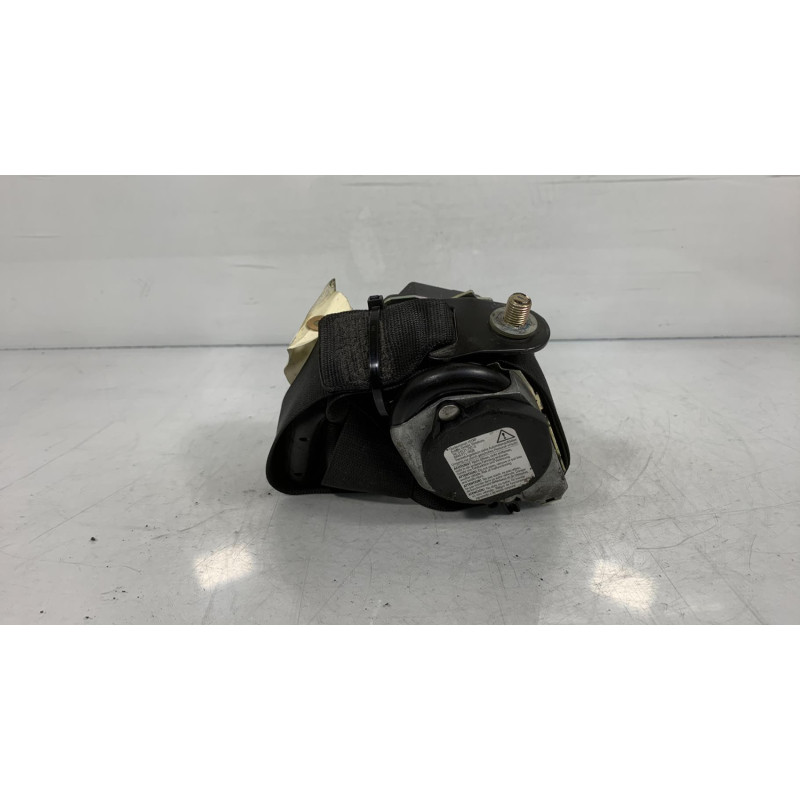 Pretensionneur de ceinture avant droit MERCEDES VITO 639 Photo n°1