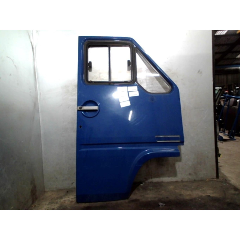 Porte avant droit RENAULT B110 Photo n°1