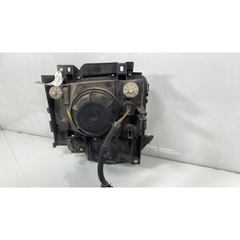 Optique avant principal droit (feux)(phare) VOLKSWAGEN TRANSPORTER 4 Photo n°4