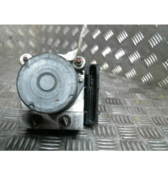 Bloc ABS (freins anti-blocage) TOYOTA COROLLA VERSO 2